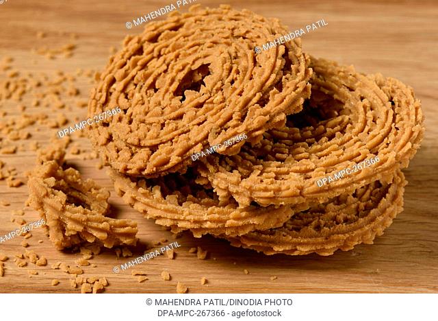 Indian Food Chakli mixed with black pepper powder, India, Asia