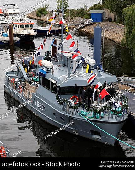 29 August 2023, Mecklenburg-Western Pomerania, Rostock: A new workboat for the German Armed Forces is christened ""Schleswig"" at the Tamsen Maritim shipyard