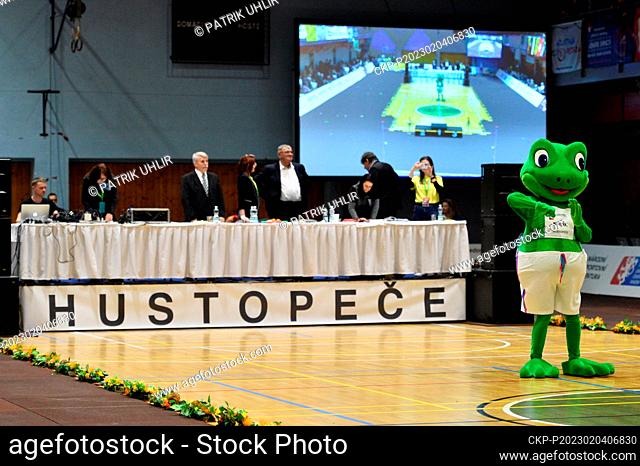 Mascote Kwak in men's high jump race during the Hustopecske skakni meeting, within World Indoor Tour, in Hustopece, Czech Republic, February 4, 2023