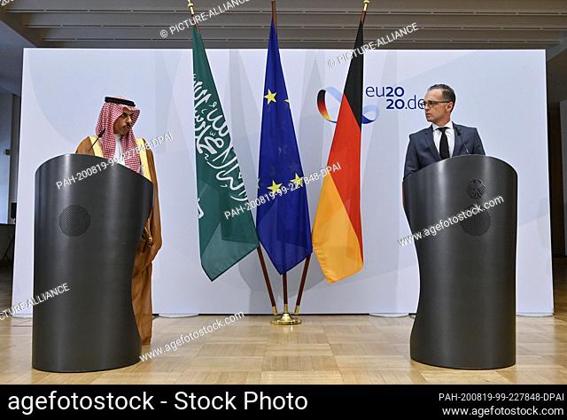 19 August 2020, Berlin: Federal Foreign Minister Heiko Maas (r) and the Saudi Foreign Minister Prince Faisal bin Farhan Al Saud hold a joint press conference