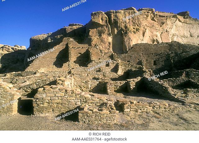Chaco Canyon Natl Hist. Park Pueblo Bonito (AD800-1250) New Mexico, Chacoan masonry, wall, ruin