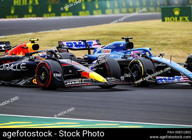 #11 Sergio Perez (MEX, Oracle Red Bull Racing), #14 Fernando Alonso (ESP, BWT Alpine F1 Team), F1 Grand Prix of Hungary at Hungaroring on July 31