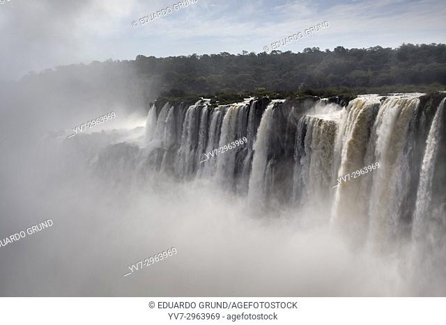 The Devil's Throat is a set of waterfalls 80 m high that detach towards a narrow gorge, is the largest flow of Iguazu Falls, and the highest flow in the world
