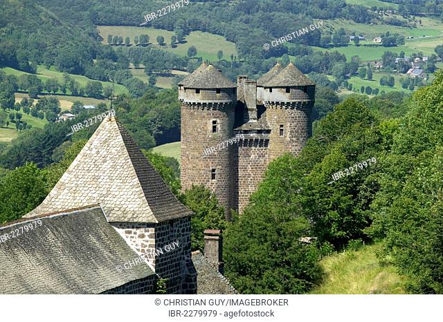 Anjony Castle, Parc Naturel Regional des Volcans d'Auvergne, Auvergne Volcanoes Regional Nature Park, Cantal, France, Europe