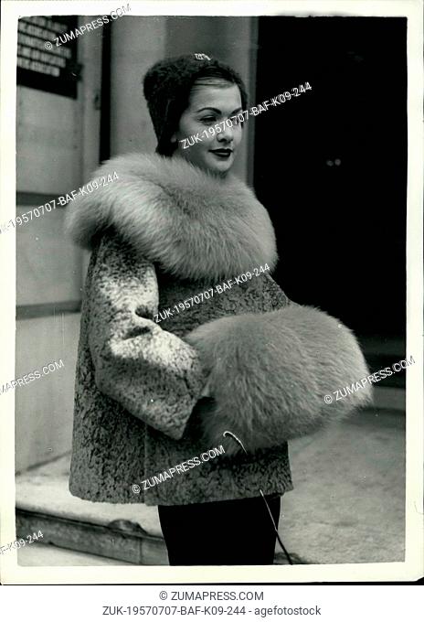 Jul. 07, 1957 - FURS ON SHOW AT LOREOVDERRV HOUSE. A parade of fur models by leading hoaxes, arranged by the British Fur Trade Alliance