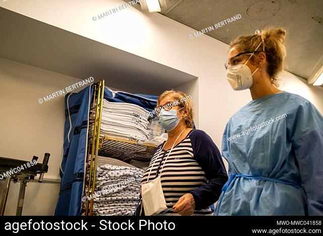 Medical staff at the Intensive care unit of the Liege hospital which is badly impacted by Covid 19. Liege, Belgium