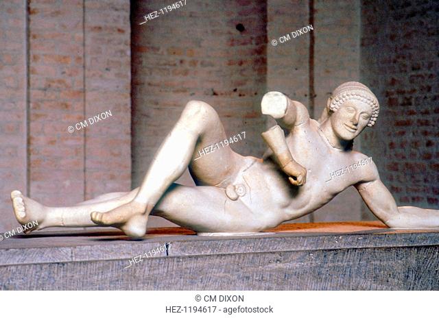 Fallen warrior from the West Pediment of the Temple of Aphaia, Aegina, Greece, c500 480 BC. Reconstruction of part of the West Pediment of the Temple of Aphaia...