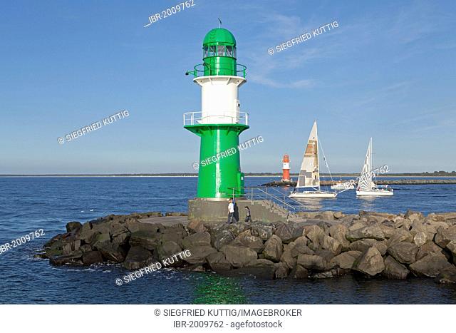 Lighthouses, mouth of the Warnow River, Warnemuende sea resort, Mecklenburg-Western Pomerania, Germany, Europe