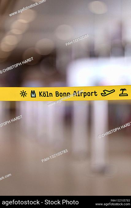 Impression of the deserted Koln Bonn Airport, where extreme flight cancellations occur during the corona crisis. Koln, April 30th, 2020 | usage worldwide