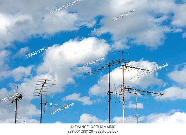 antenas in the sky