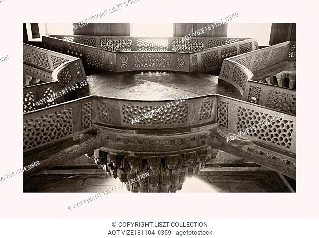 India, Fatehpur SÄ«kri, Diwan-i-Khas, 1968 or earlier, Cities of Mughul India