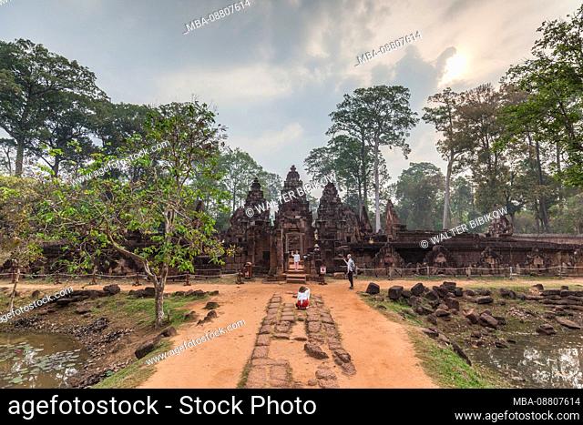 Cambodia, Angkor, Banteay Srei Temple, western entrance