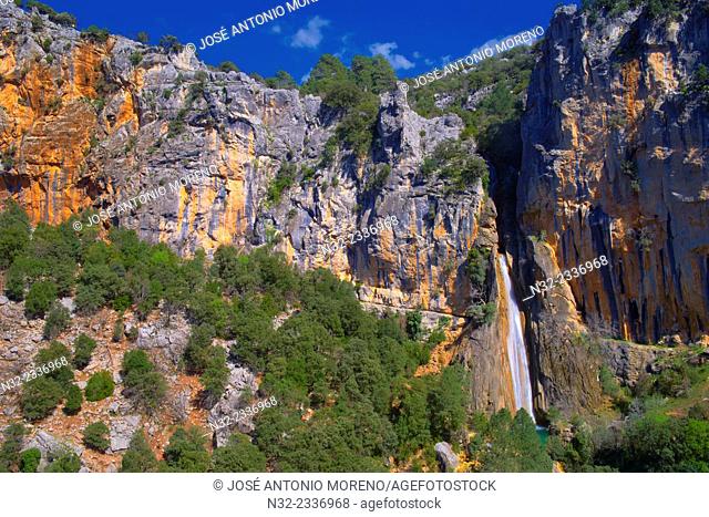 Linarejos waterfall, Cerrada del Utrero, River Guadalquivir course, Sierra de Cazorla Segura and Las Villas Natural Park, Jaen province, Andalucia, Spain
