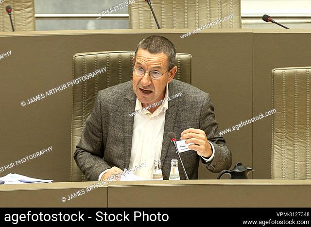 Professor toxicology Jan Tygat pictured during a session of the investigating commission on the PFAS - PFOS pollution, in the Flemish Parliament in Brussels
