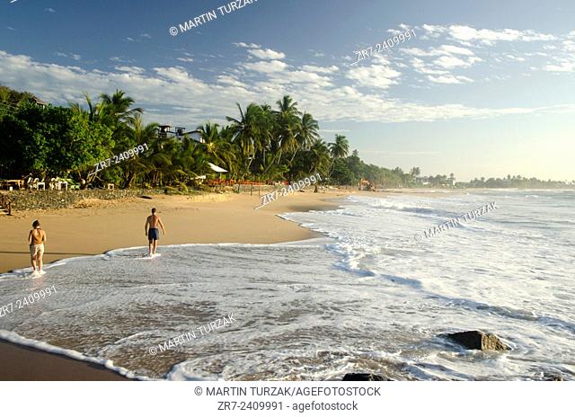 People on Tangalla beach, Sri Lanka
