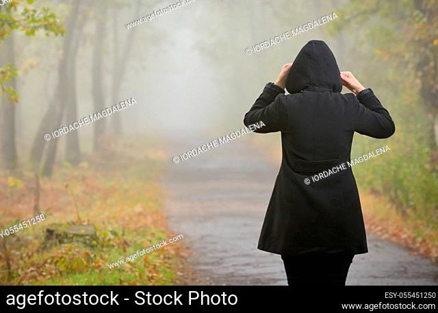 woman, autumn, fog, walk, weather