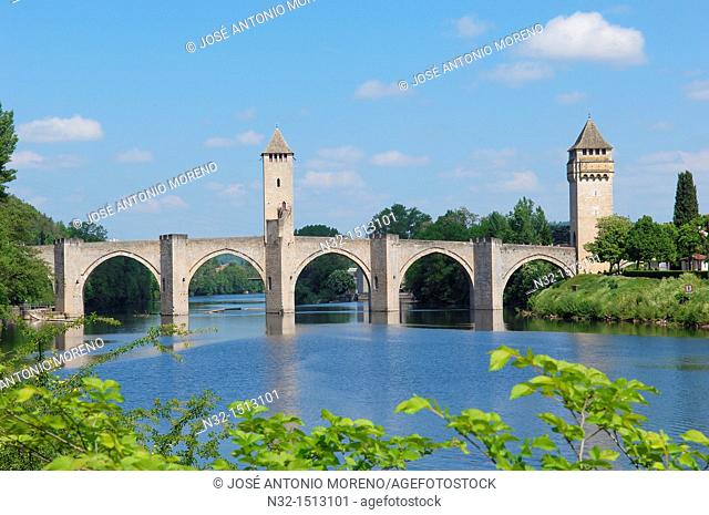 Cahors, Valentre bridge, Pont Valentre, Lot River, Lot departament, Quercy, Via Podiensis, Way of St James, France