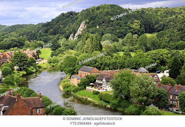 The River Severn runs through Low Town, Bridgnorth, Shropshire, England, Europe