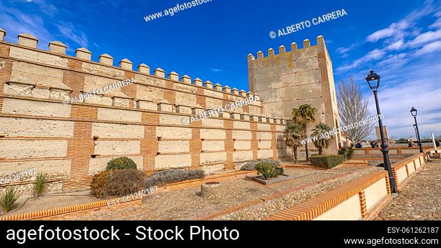 City Wall and Towers, 13th Century Mudéjar Style, Spanish National Monument, Madrigal de las Altas Torres, Ávila, Castile Leon, Spain, Europe