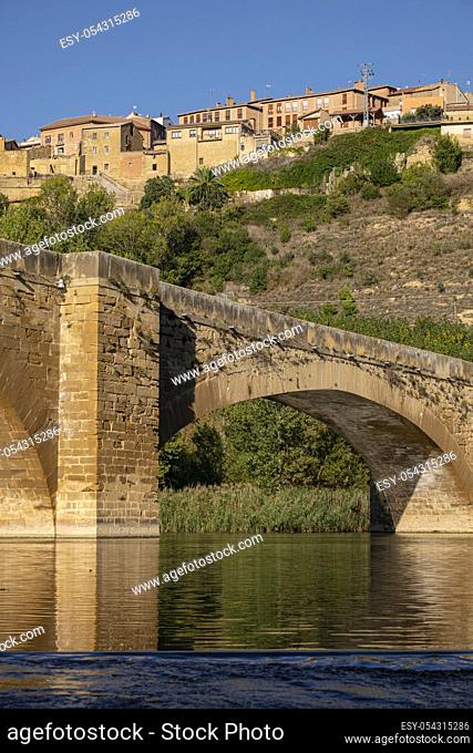 Puente Medieval sobre el río Ebro, San Vicente de la Sonsierra, La Rioja, Spain