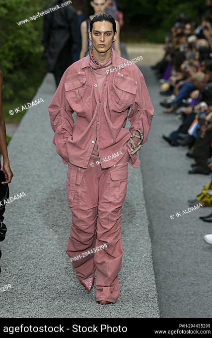 Y/PROJECT SS23 runway during Paris Fashion Week on June 2022 - Paris, France. 22/06/2022