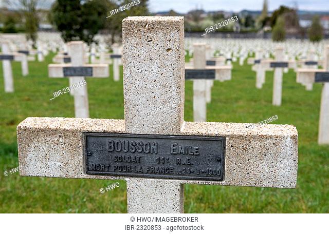 Grave, cross, headstone, with name plate, military cemetery, Battle of Verdun, First World War, Verdun, Lorraine, France, Europe