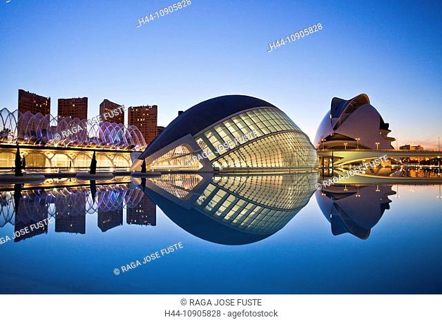 Spain, Europe, Valencia, City of Arts and Science, Calatrava, architecture, modern, Hemisferic, Palace of Arts, evening water