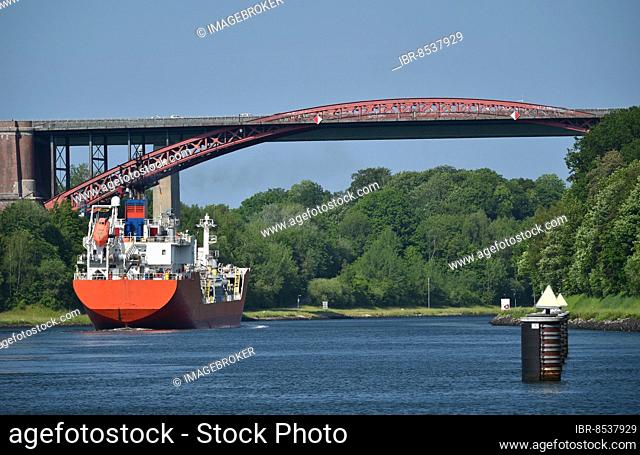 Tanker at the Levensau High Bridge in the Kiel Canal, Schleswig-Holstein, Germany, Europe