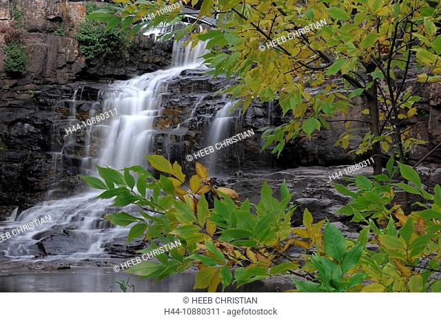 Lower Falls, Waterfalls, Gooseberry Falls State Park, North Shore, Minnesota, USA