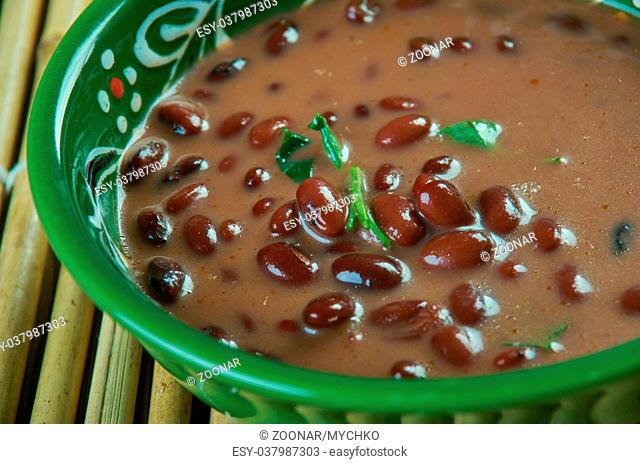 Kidney Beans in Coconut Sauce