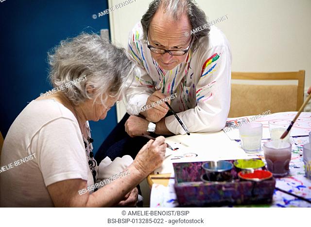 Reportage on art therapy in the Emilie de Rodat retirement home in Rueil Malmaison, France. This retirement home houses people suffering from Alzheimer's...