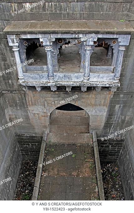Bara Mota chi Vihir, Historic well at Limb Village, Satara, Maharashtra, India