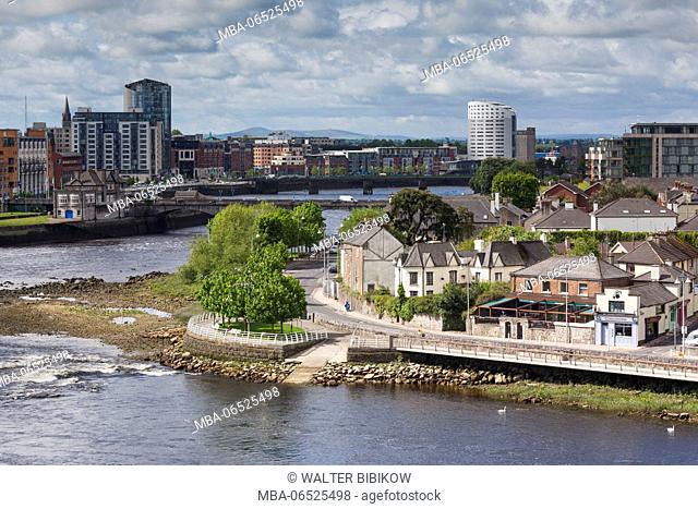 Ireland, County Limerick, Limerick City, elevated city view along the River Shannon