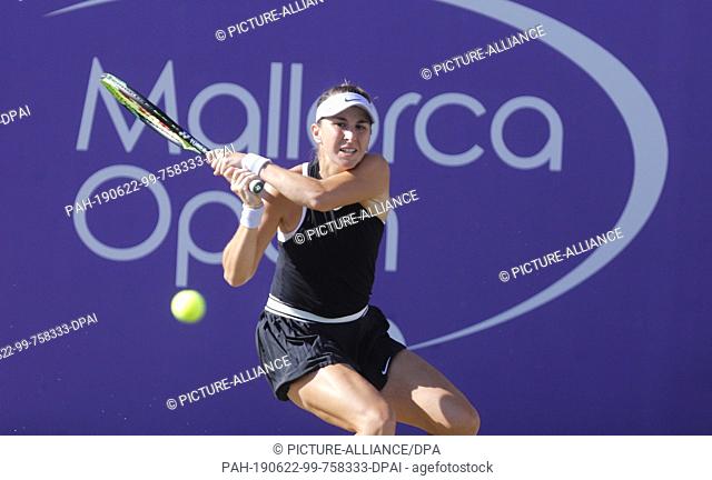 22 June 2019, Spain, Calvia: Swiss player Belinda Bencic hits a ball against German Kerber during the semi-finals of the WTA tennis tournament on Mallorca