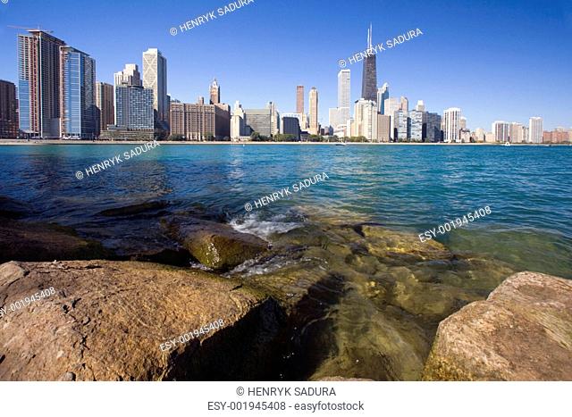 Rocks and waves - Gold Coast in Chicago
