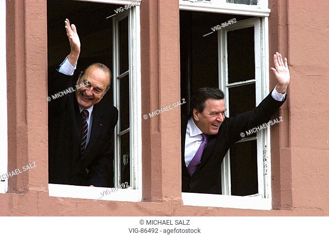 Gerhard SCHROEDER, Federal Chancellor of Germany (SPD) and Jacques CHIRAC, Federal President of France. - BLOMBERG, GERMANY, 07/03/2005