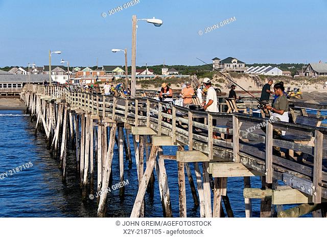 Fishing pier, Nags Head, Outer Banks, North Carolina, USA