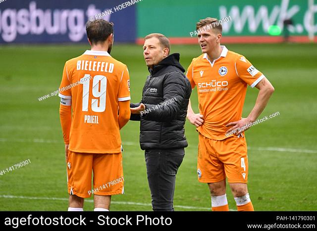 coach Frank KRAMER (BI) with Manuel PRIETL (BI) and Joakim NILSSON (BI) after the end of the game, Soccer 1st Bundesliga season 2020/2021, 29th matchday