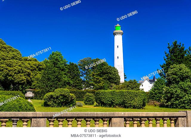 France, Brittany, FinistÃ¨re Department, BÃ©nodet, Phare de BÃ©nodet Lighthouse