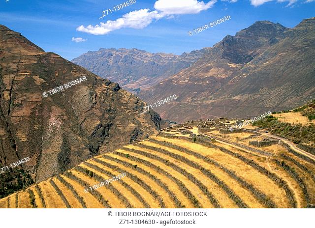 Peru, Pisac, Inca ruins, mountain landscape