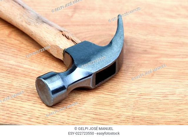 Hammer metal and wood