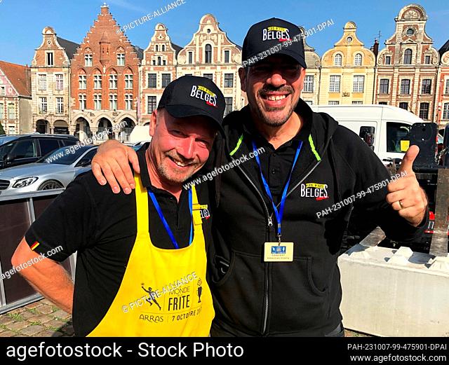 07 October 2023, France, Arras: Belgian restaurateurs Fabian Frances (l) and Sébastian Viloria (r) are participants in the Pommes-frites World Championship