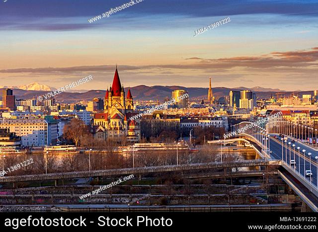 Vienna, Vienna city center, river Donau (Danube), bridge Reichsbrücke, church Franz von Assisi, cathedral Stephansdom (St