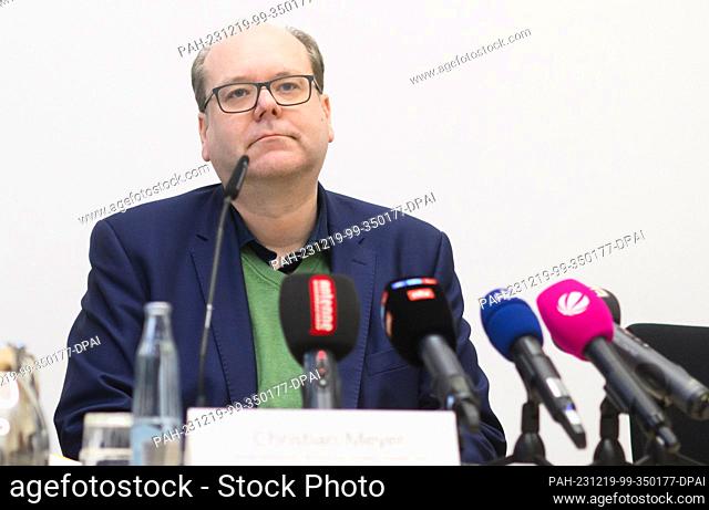 19 December 2023, Lower Saxony, Hanover: Christian Meyer (Alliance 90/The Greens), Environment Minister of Lower Saxony, sits at a press conference at the...