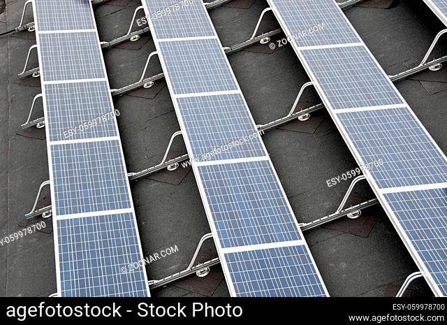 sun panels to collect green energy