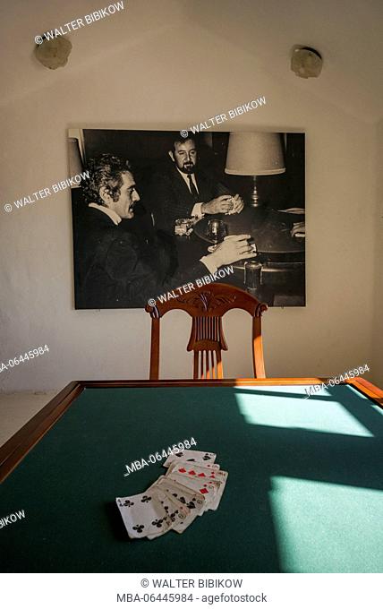 Spain, Canary Islands, Lanzarote, Oasis de Nazaret, Lagomar, former house of actor Omar Sharif, Jesus Soto, architect, poker table with photo of Omar Sharif