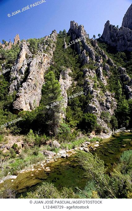 Parque Natural Hoces del Cabriel Los Cuchillos Única zona visitable del parque Minglanilla Provincia de Cuenca Castilla la Mancha España