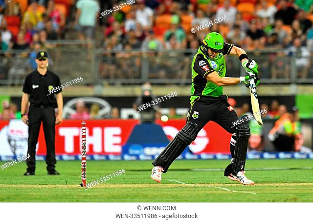 Sydney Thunder and Sydney Sixers opened the Big Bash league with a thrilling game, won by the Thunder on the last ball Featuring: Shane Watson Where: Sydney