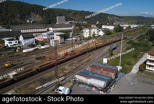 07 September 2020, Rhineland-Palatinate, Lahnstein: A good week after the derailment of a freight train loaded with diesel fuel