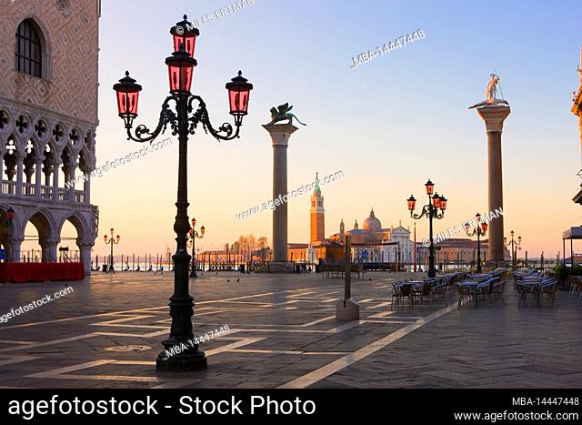Saint Mark's Square with the church of Saint George Major in the distance, Venice, Veneto, Italy